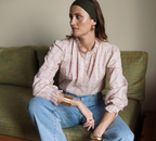 Blouse Capucine rayée fleurie col volanté In April 1986