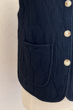 Poches plaquées gilet Gabin noir gaze de coton - Coka Collection