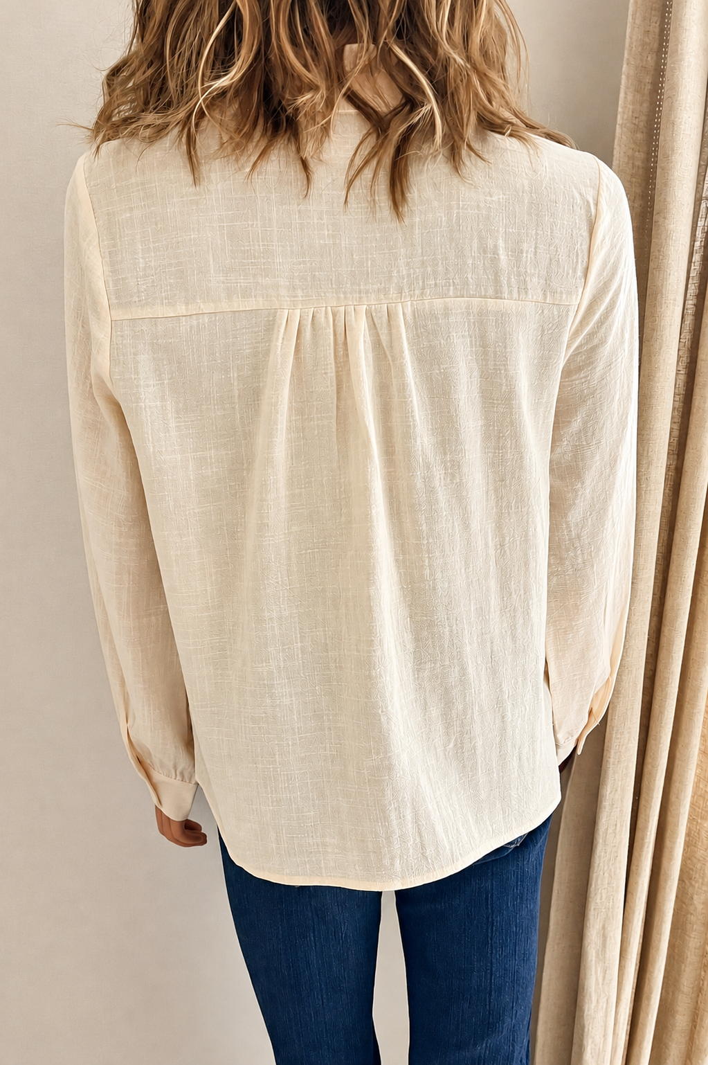 Blouse Pascaline brodée écrue Lili & Lala – vue de dos, coupe souple | Coka Collection