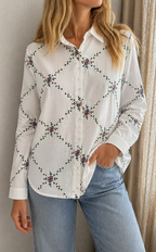 Blouse Léa brodée coton blanc – vue de face | Coka Collection