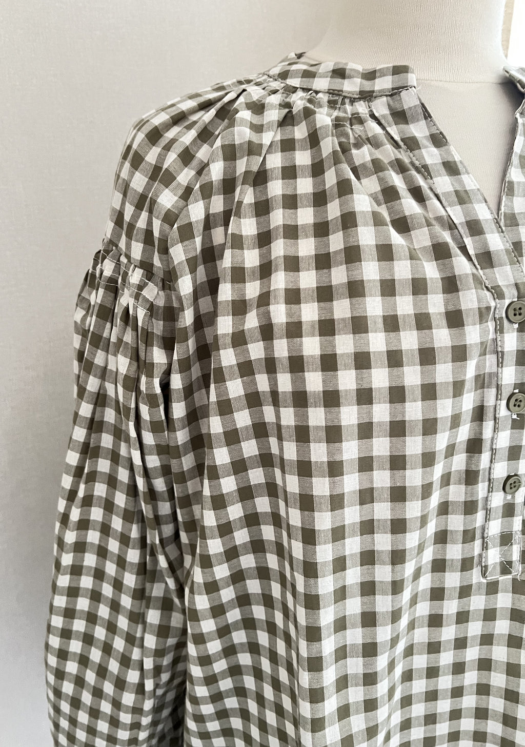 Blouse vichy Season Lison - détail motif kaki