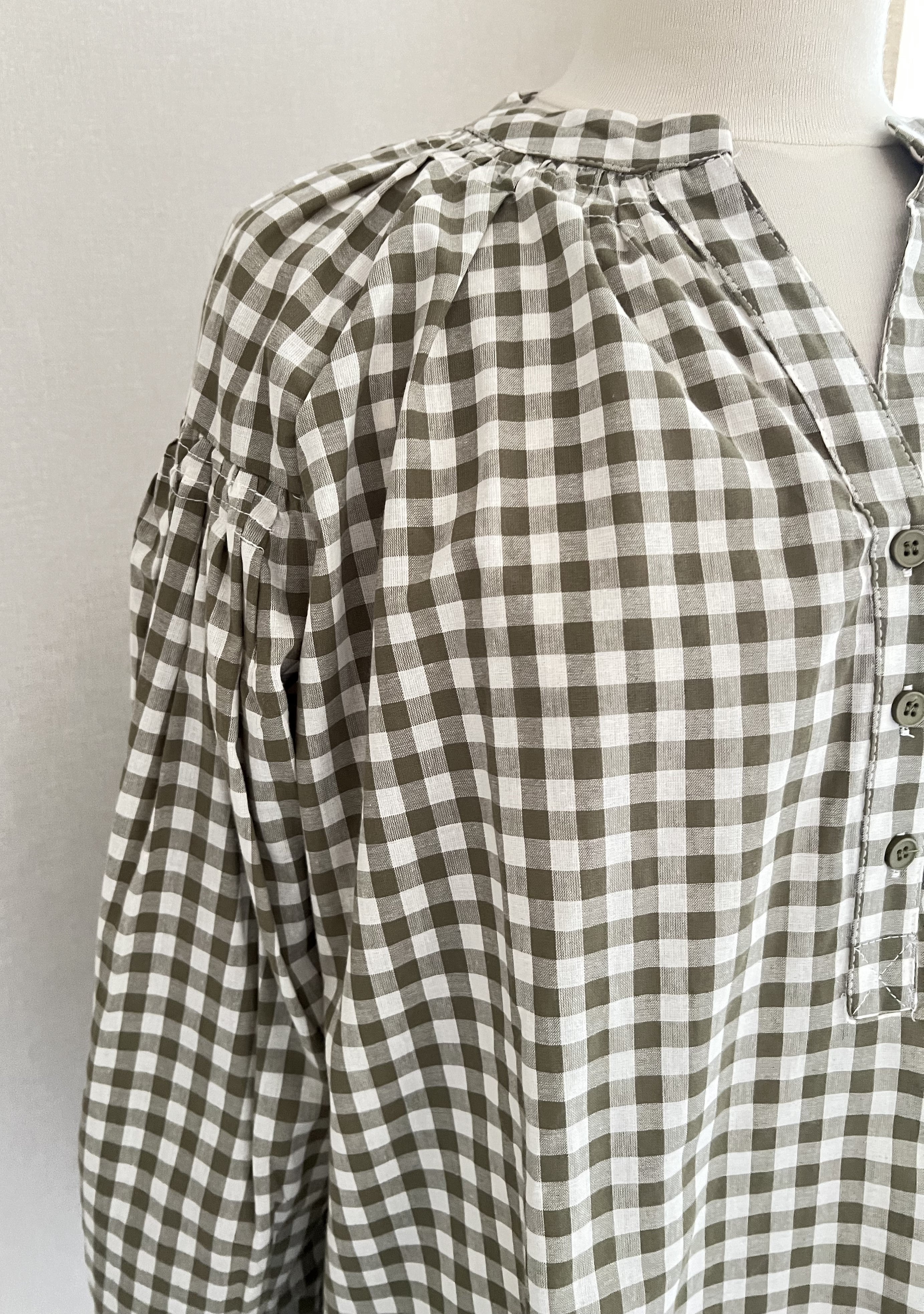 Blouse vichy Season Lison - détail motif kaki