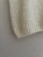 Pull mohair femme écru coupe classique - détail bas côtelé