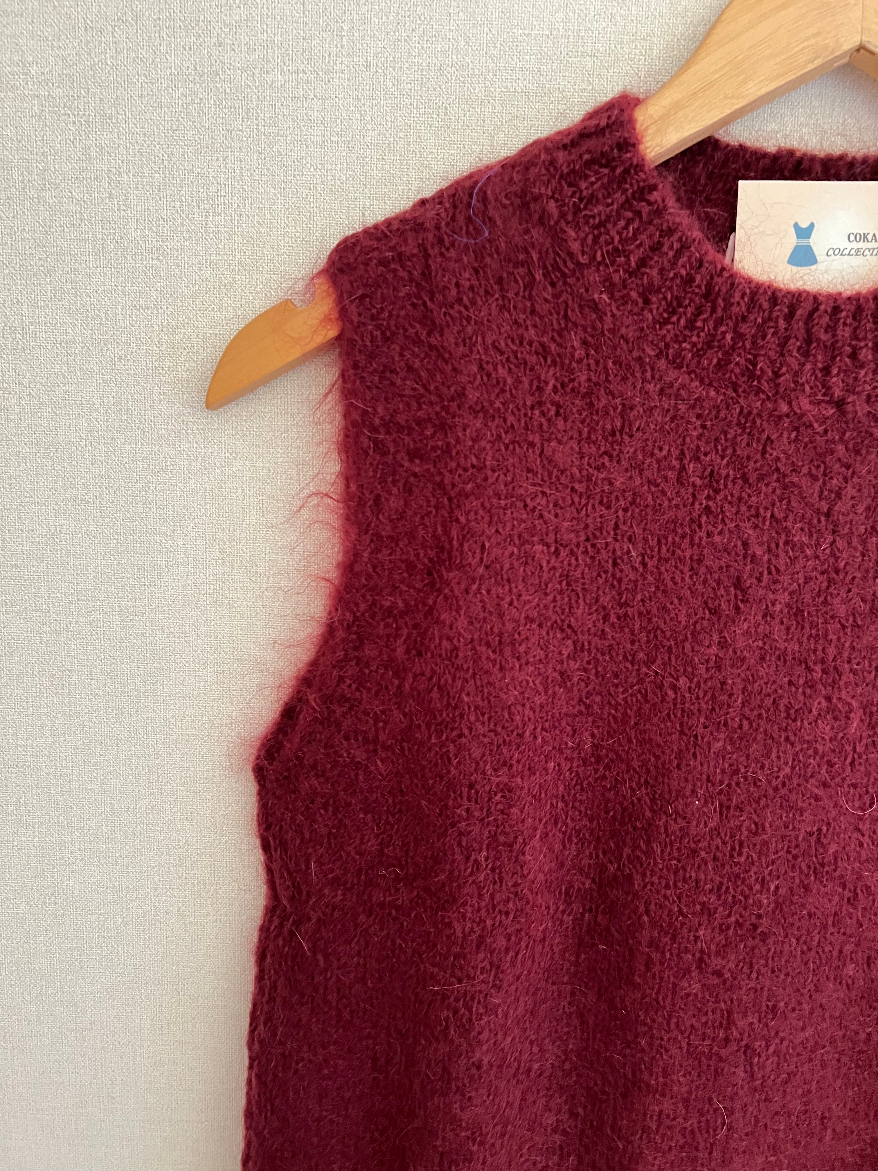 Pull Soline mohair bordeaux col rond côtelé - détail maille douce