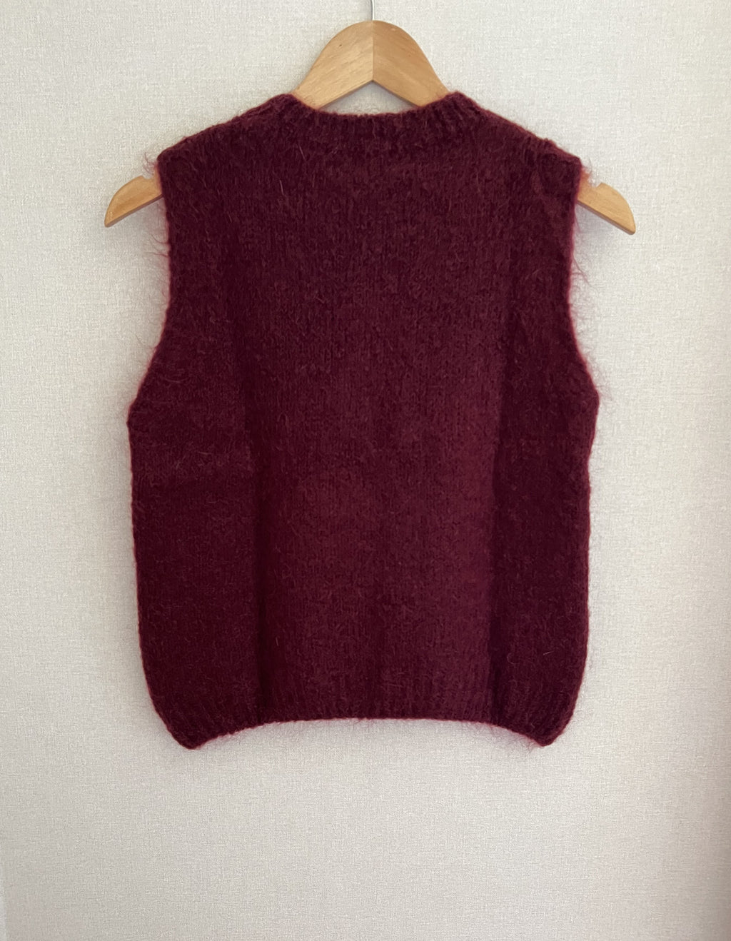 Pull sans manches bordeaux fabrication italienne - vue de dos