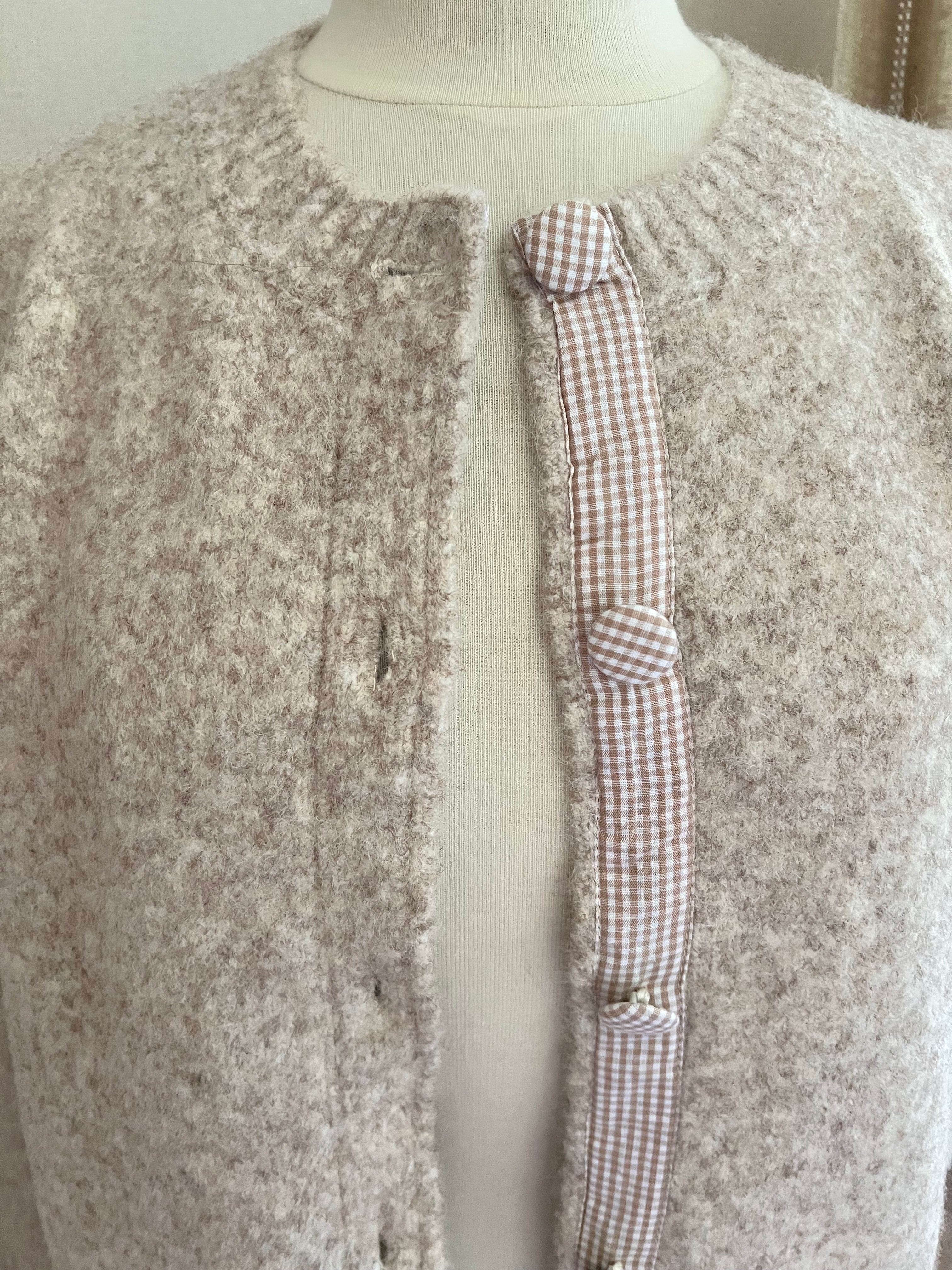Gilet femme maille douce col rond côtelé - fermeture boutonnée beige chiné