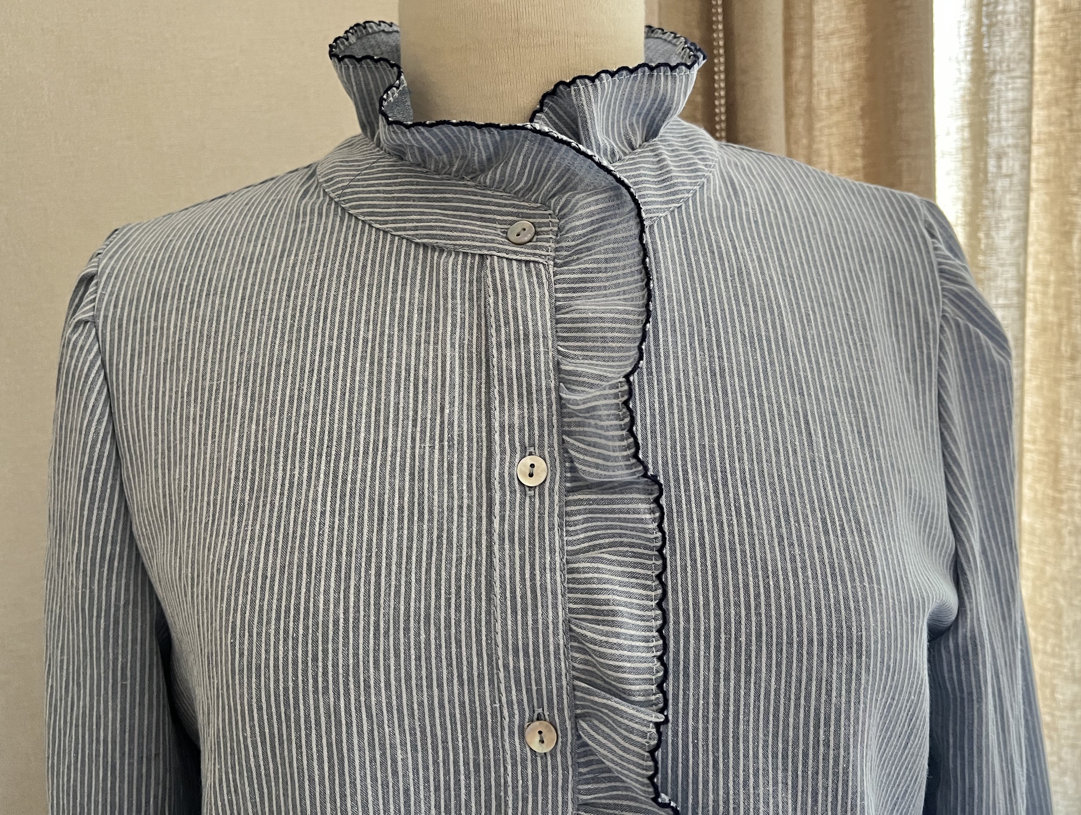 Blouse Ninon rayée bleu blanc Season - style élégant et féminin