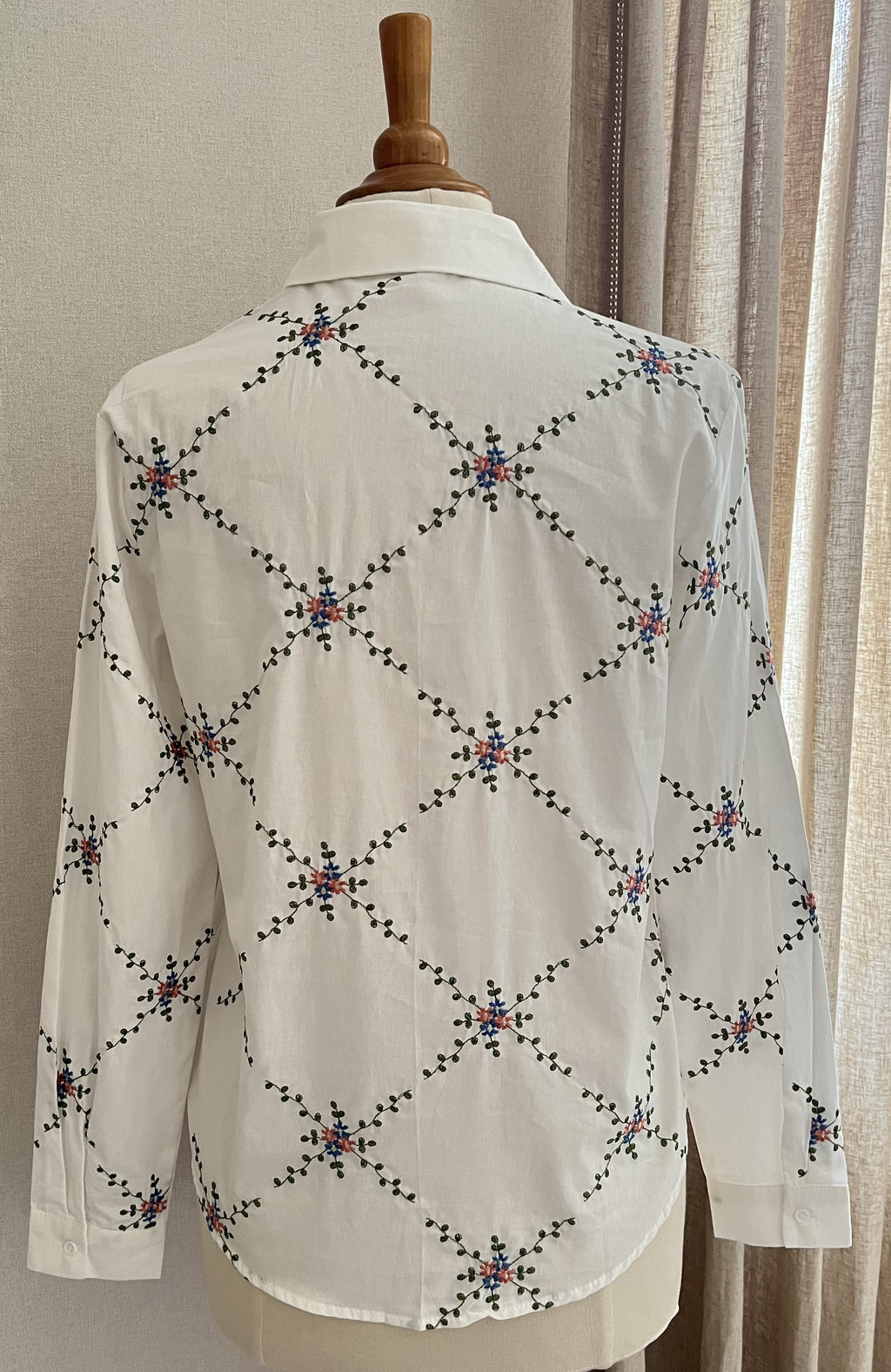 Blouse Léa femme coton blanc – vue de dos | Coka Collection