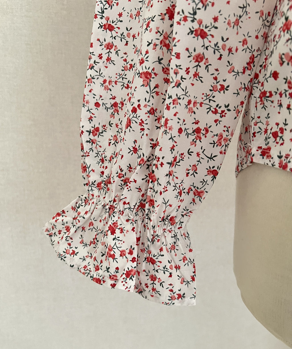 Blouse Elisa In April 1986 - détail poignets volantés - Coka Collection