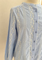 Blouse Ella In April 1986 - détail tissu et broderies