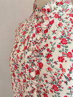Détail col blouse Mila fleurie In April 1986