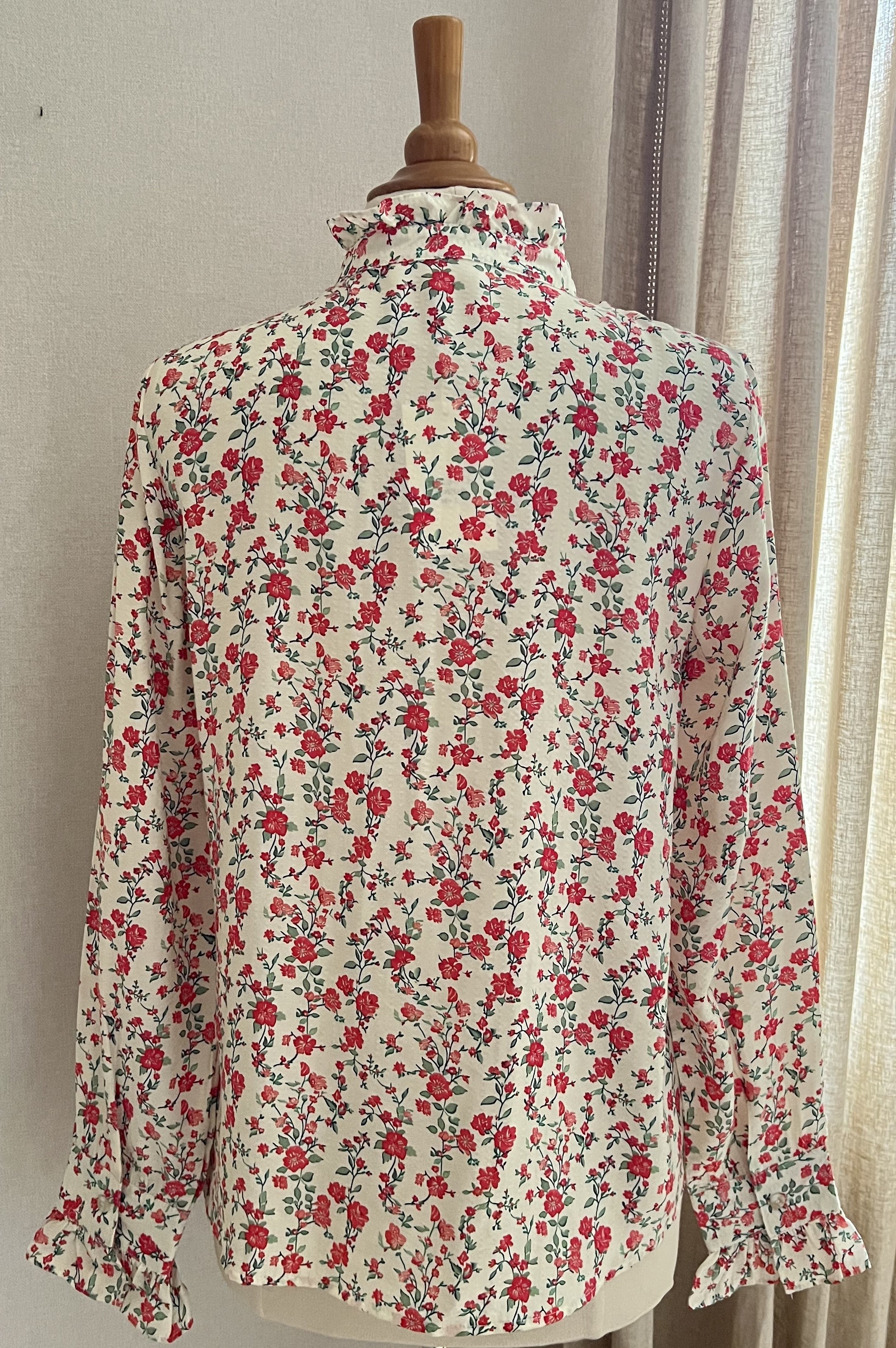 Blouse Mila fleurie In April 1986 - vue de dos