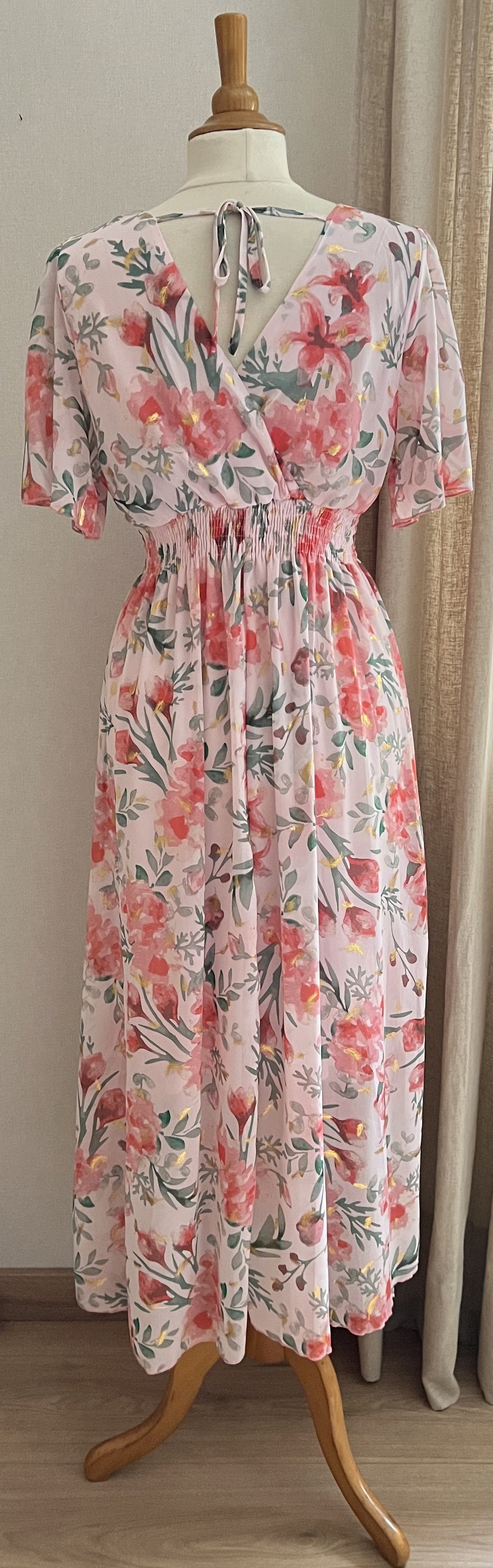 Robe Marion - vue de dos coupe fluide et aérienne | Coka Collection