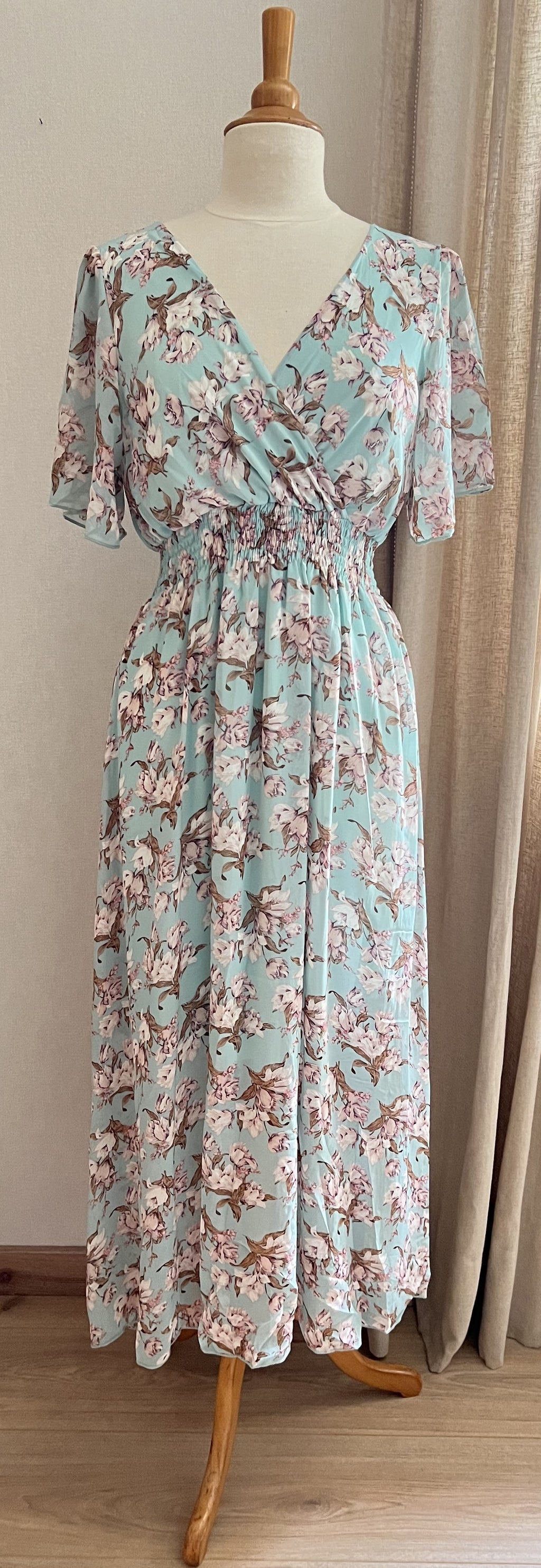 Robe Marion longue fleurie verte - vue de face - Coka Collection