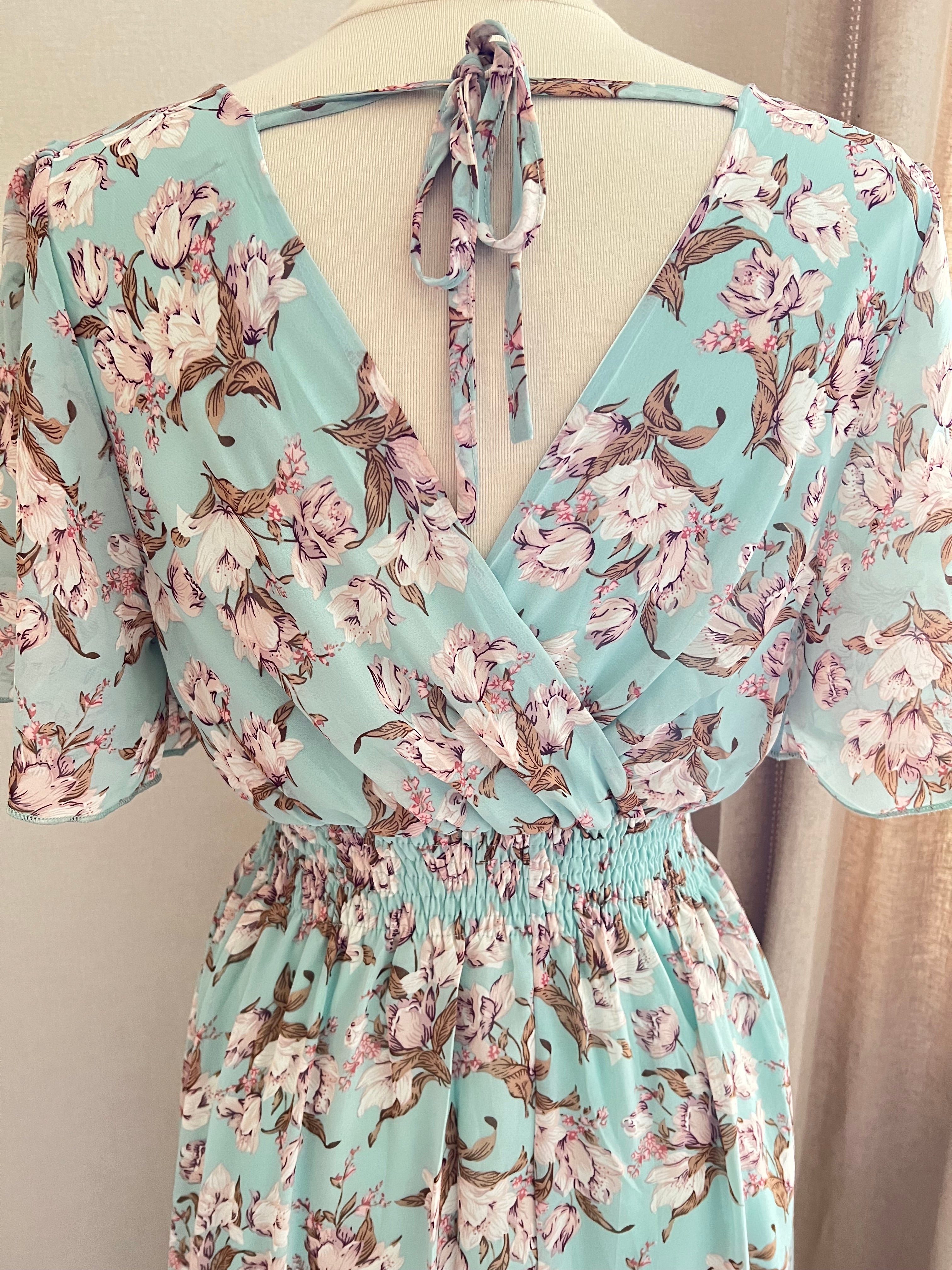 Robe Marion longue fluide imprimé floral vert - détail dos - Coka Collection