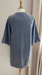 Robe Lisa grise oversize - vue de dos - Coka Collection