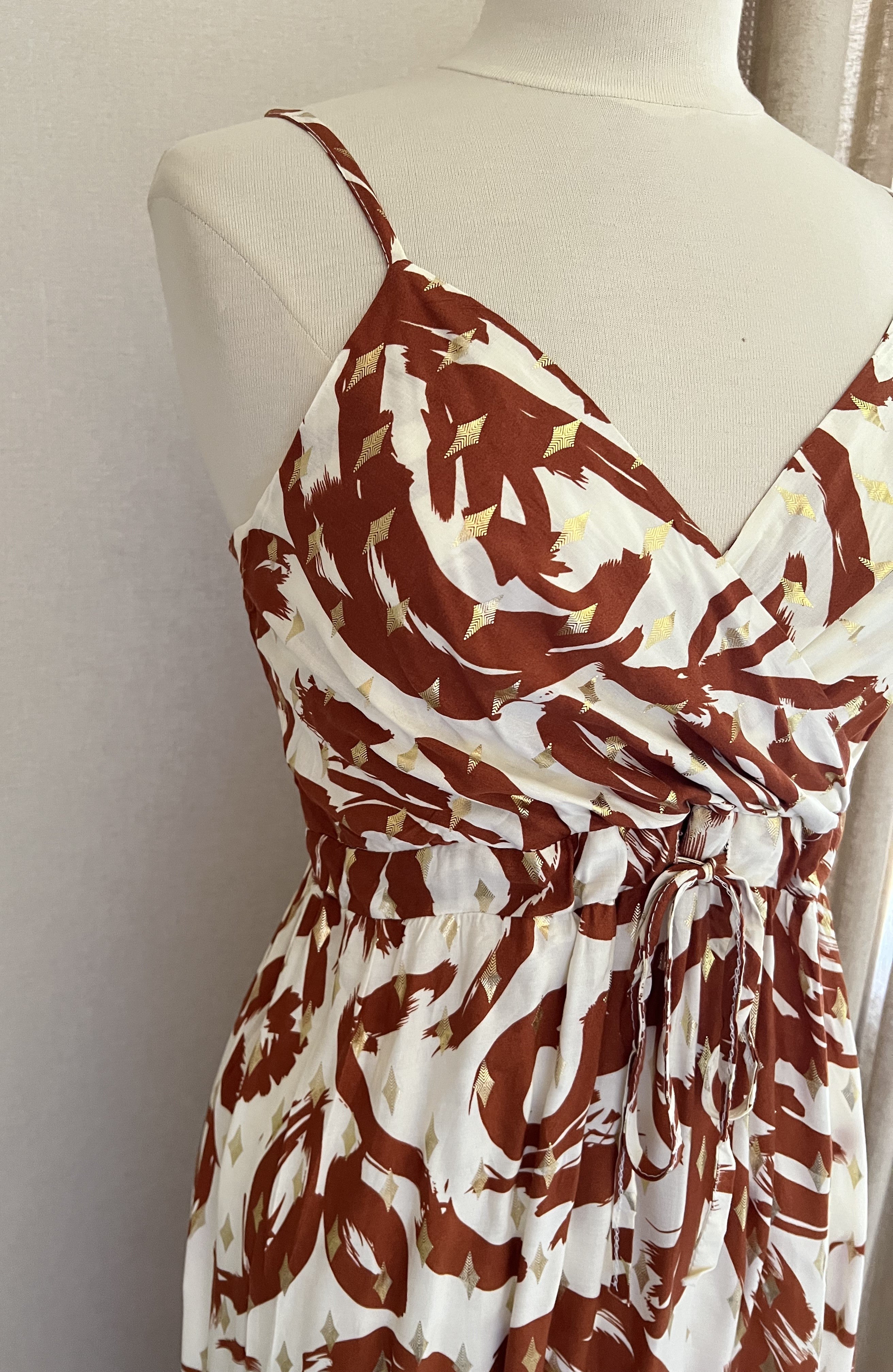 Robe Aline longue terracotta - détail tissu - Coka Collection