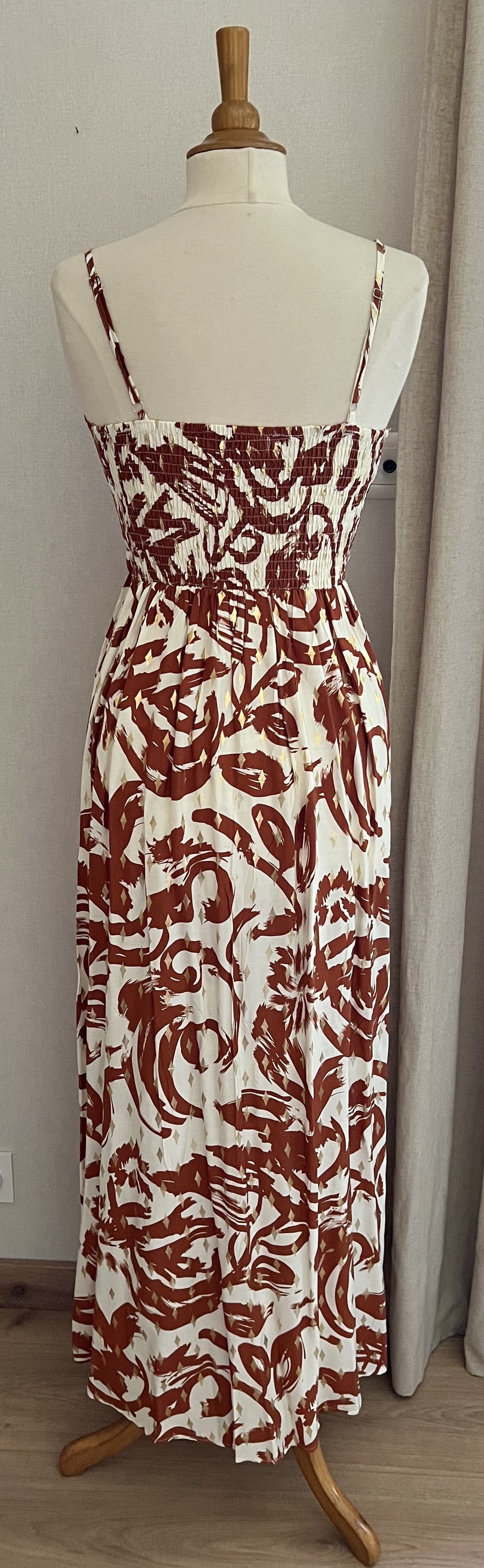 Robe Aline longue terracotta - vue de dos - Coka Collection