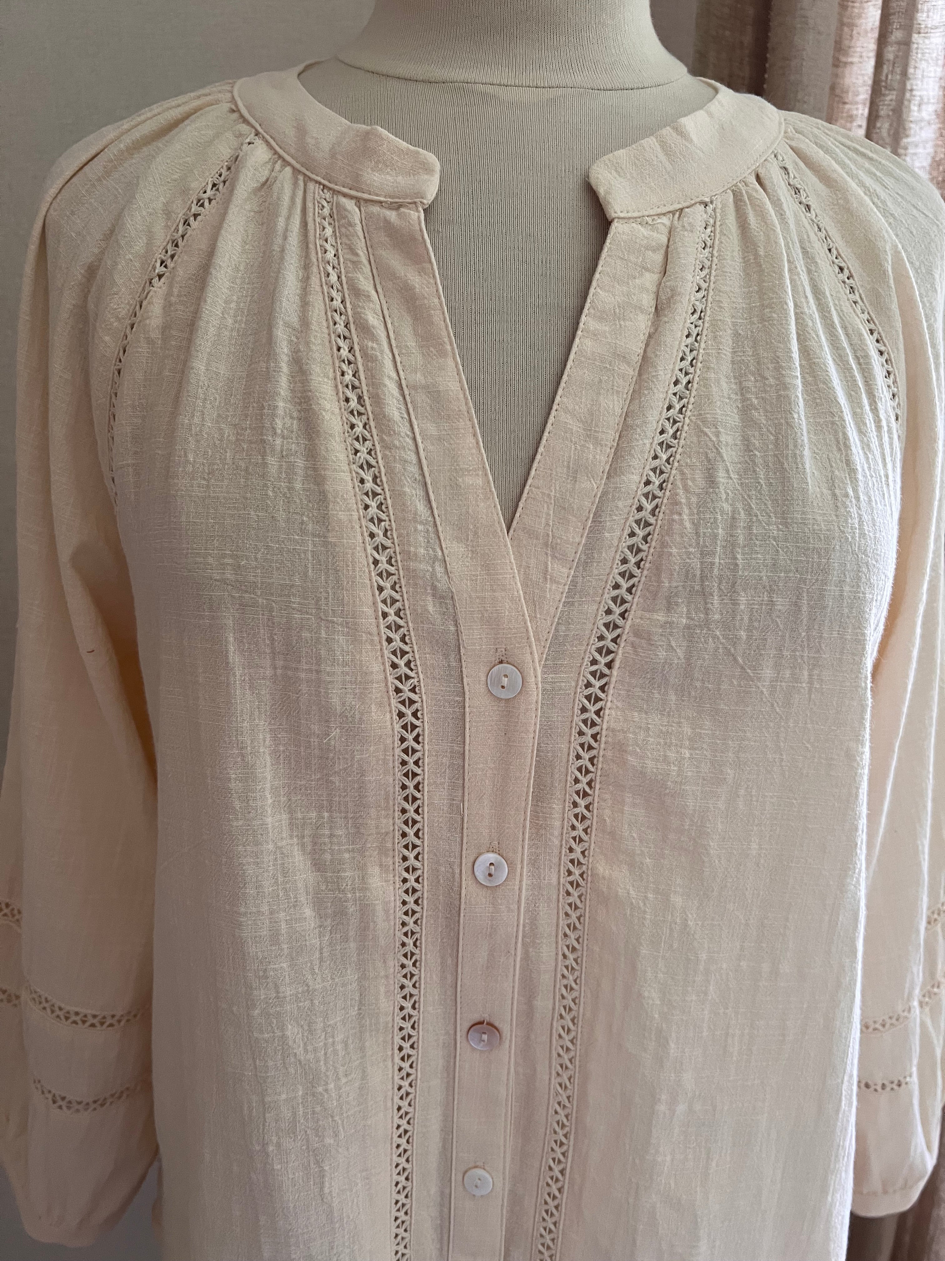Blouse Sophie écru In April 1986