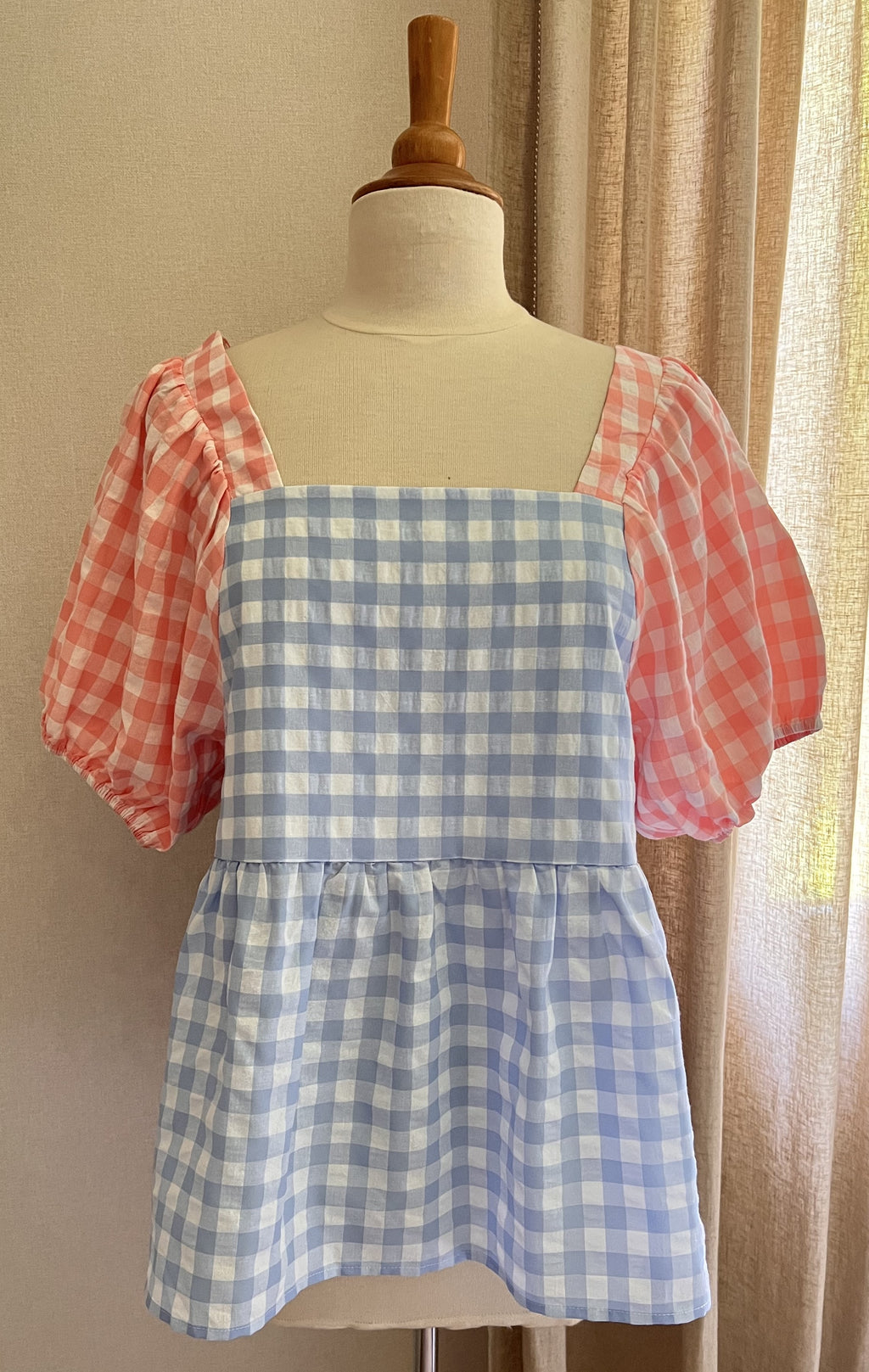 Blouse Constance vichy rose et bleu ciel – Musy Muse
