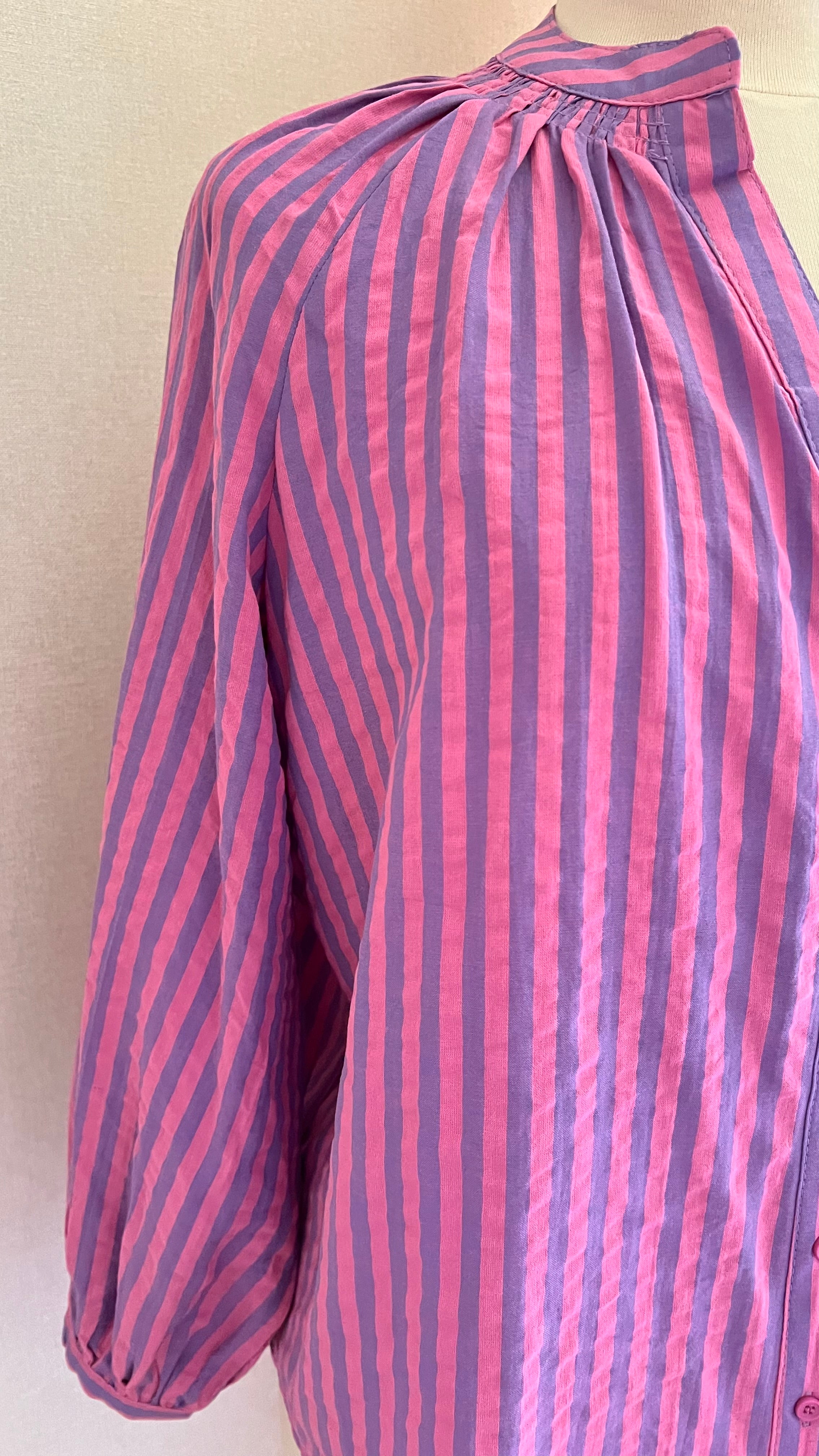 Blouse Ambre rayée rose et violet Lili & Lala – détail tissu | Coka Collection