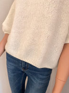 Pull Rémi écru en mohair – détail finition bord côte  | Coka Collection
