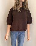 Pull Rémi marron en mohair – vue de face, encolure ronde | Coka Collection