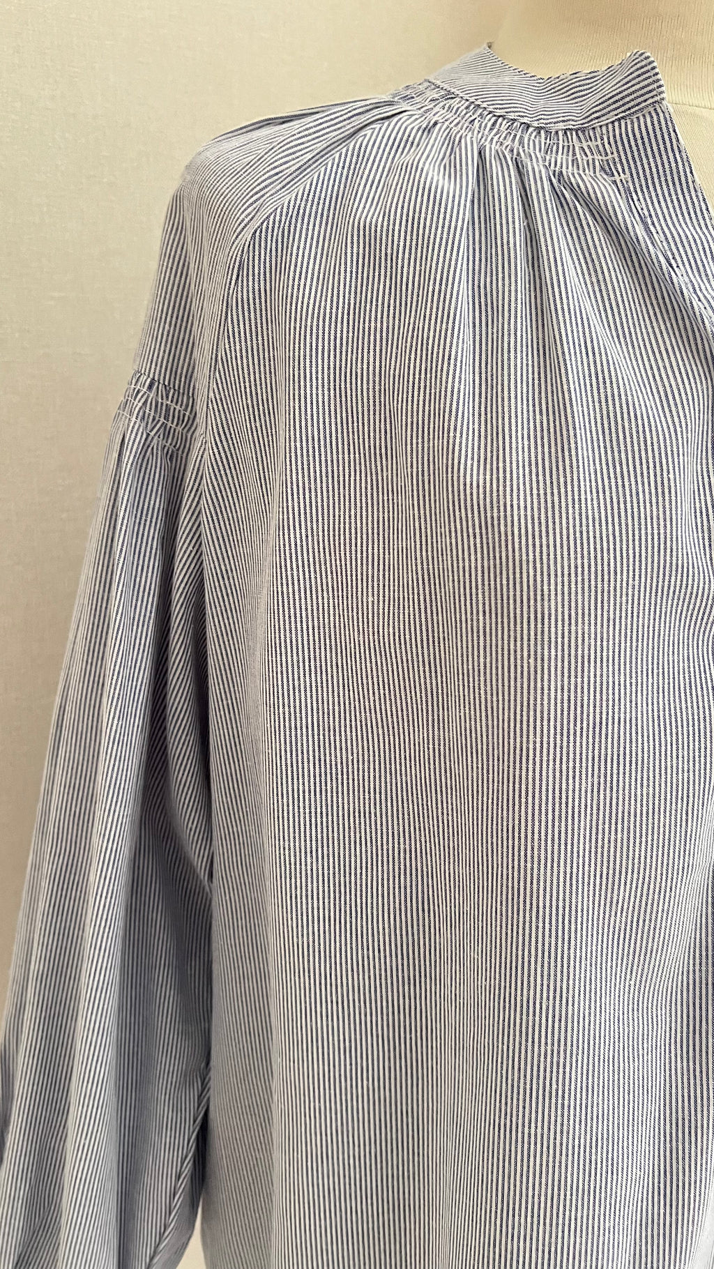 Détail rayures bleu blanc blouse Clémentine Lili & Lala