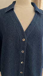 Détail col et boutonnage blouse Zoé denim