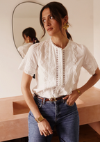 Blouse Barbara brodée dentelle In April 1986